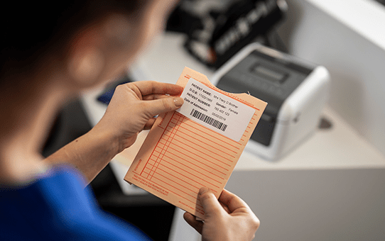 Brother BDE-1J026076-102, balta, lipni spausdintuvo etiketė, iškirpta etiketė, tiesioginio terminio spausdinimo, stačiakampis, Brother TD