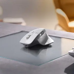 "LOGITECH MX Master 3S For MAC" "Bluetooth" pelė - šviesiai pilka