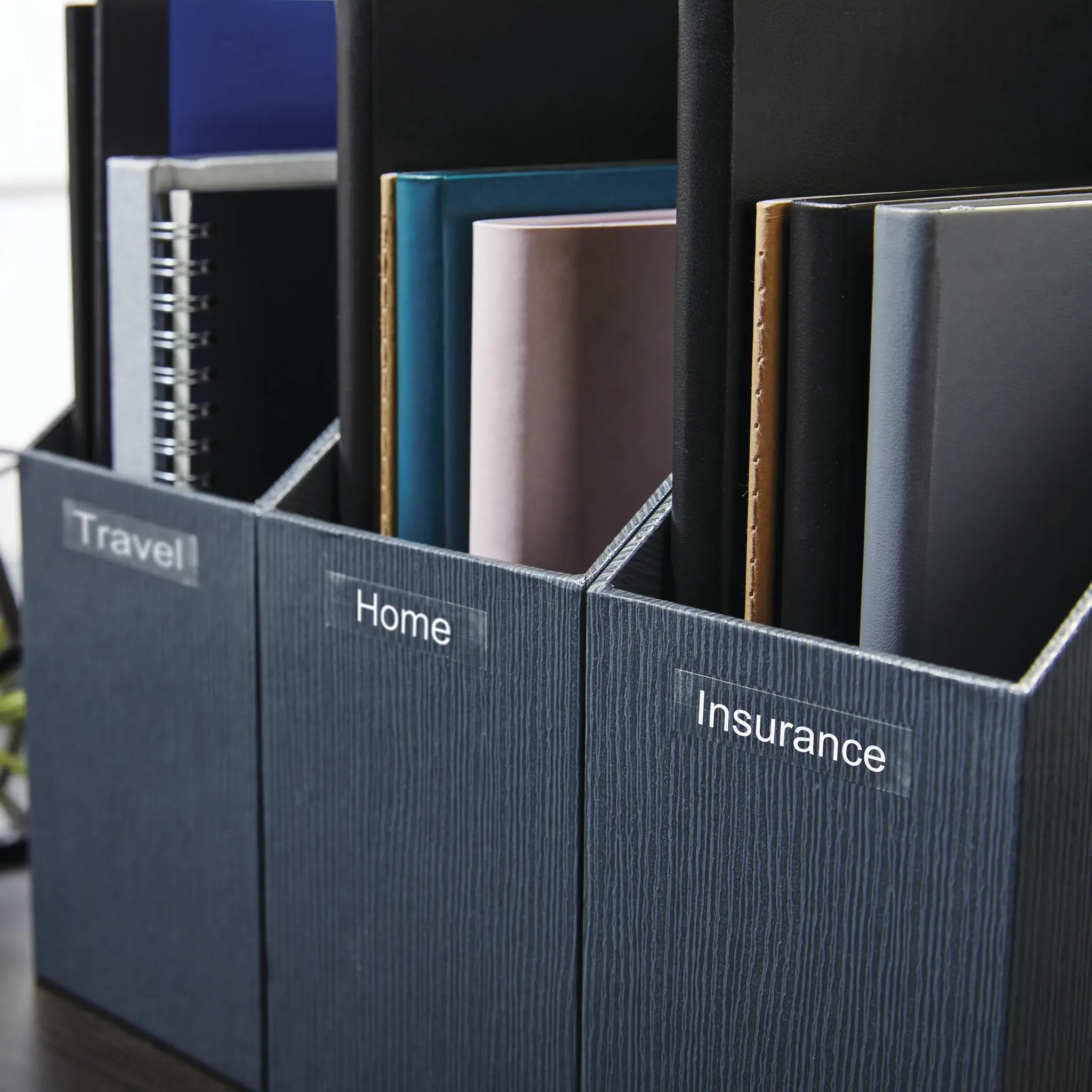 DYMO LabelManager 160 Label Maker | Handheld Label Printer with QWERTY Keyboard | Includes Black & White D1 Label Tape (12mm) | For Home & Office, QWERTY, D1, Thermal transfer, 180 x 180 DPI, 12 mm/sec, Black, Silver