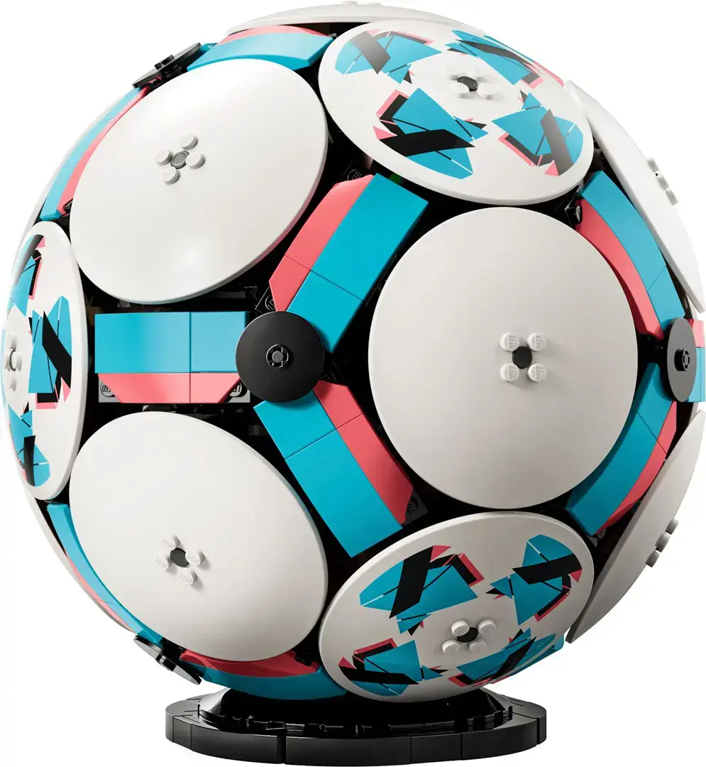 LEGO EDITIONS 43019 Soccer Ball