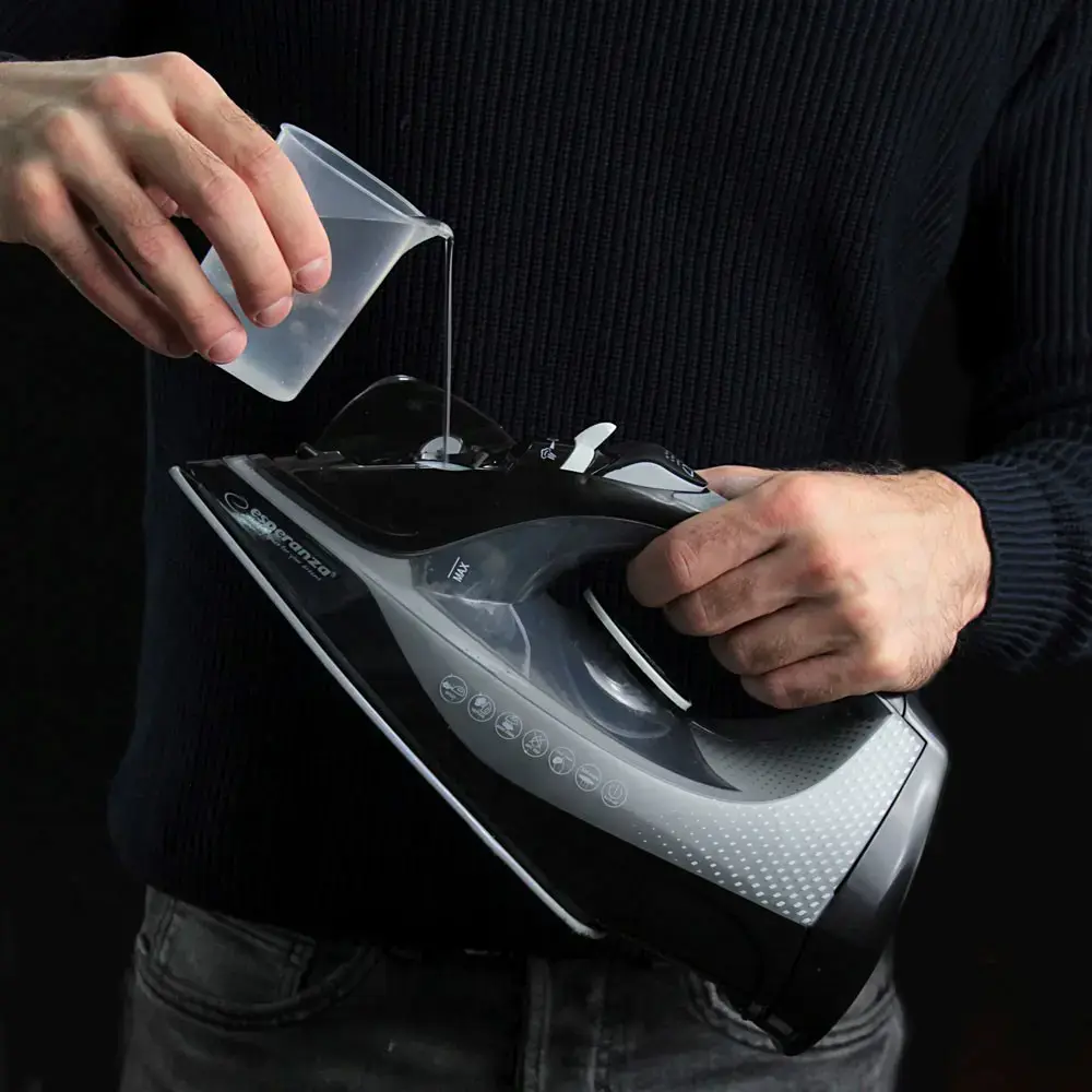 Esperanza EHI011 Steam iron Ceramic soleplate Grey, Black 2600 W