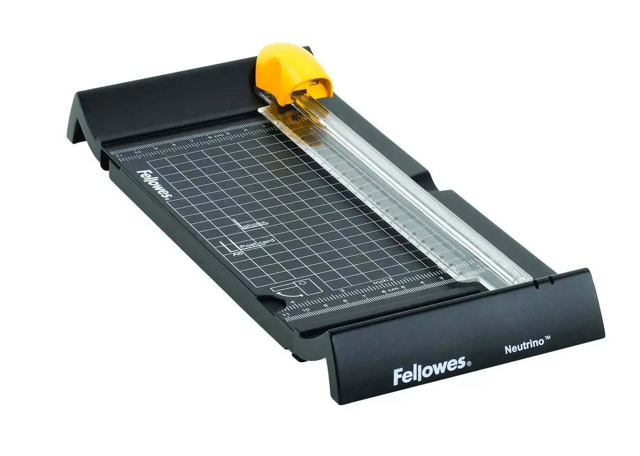 Fellowes Neutrino A5/90, 5 lapai, 24 cm, A5, plastikinis, juodas, sidabrinis, geltonas, 135 x 340 x 45 mm