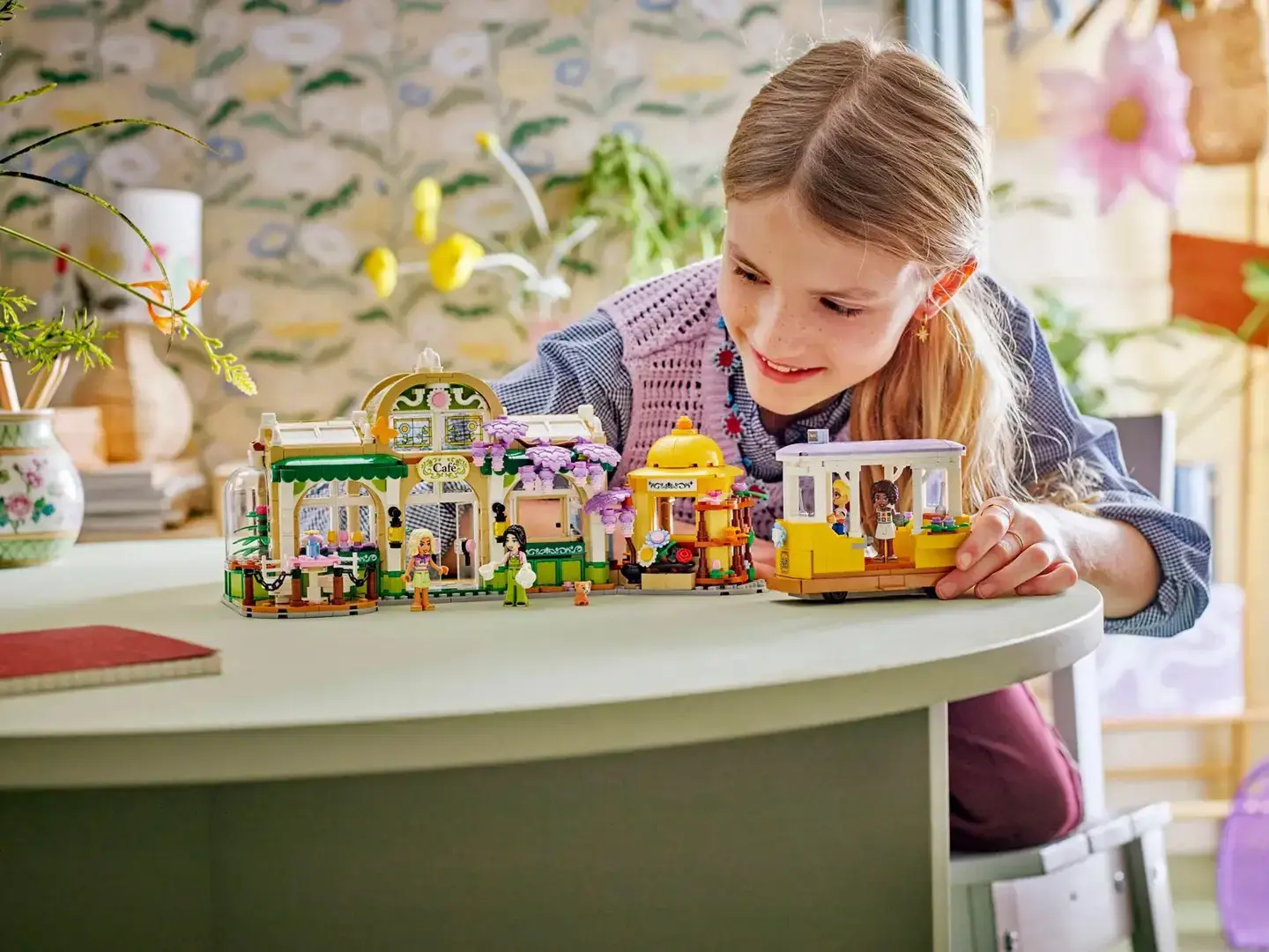 LEGO FRIENDS 42671 Plant Café & Flower Shop