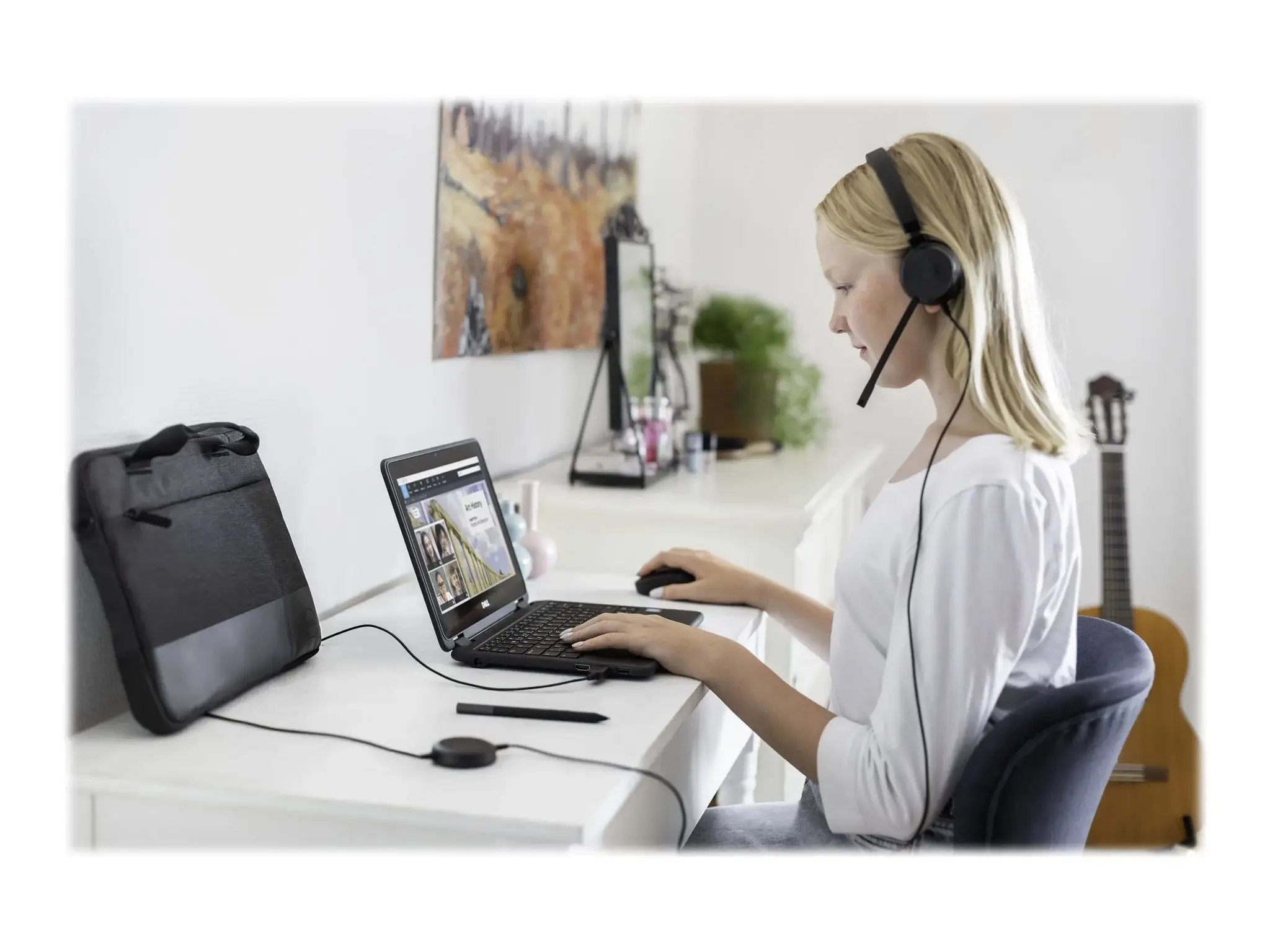 DELL mobilioji belaidė pelė - MS3320W - juoda, dvipusė, optinė, RF belaidis ryšys + "Bluetooth", 1600 DPI, juoda