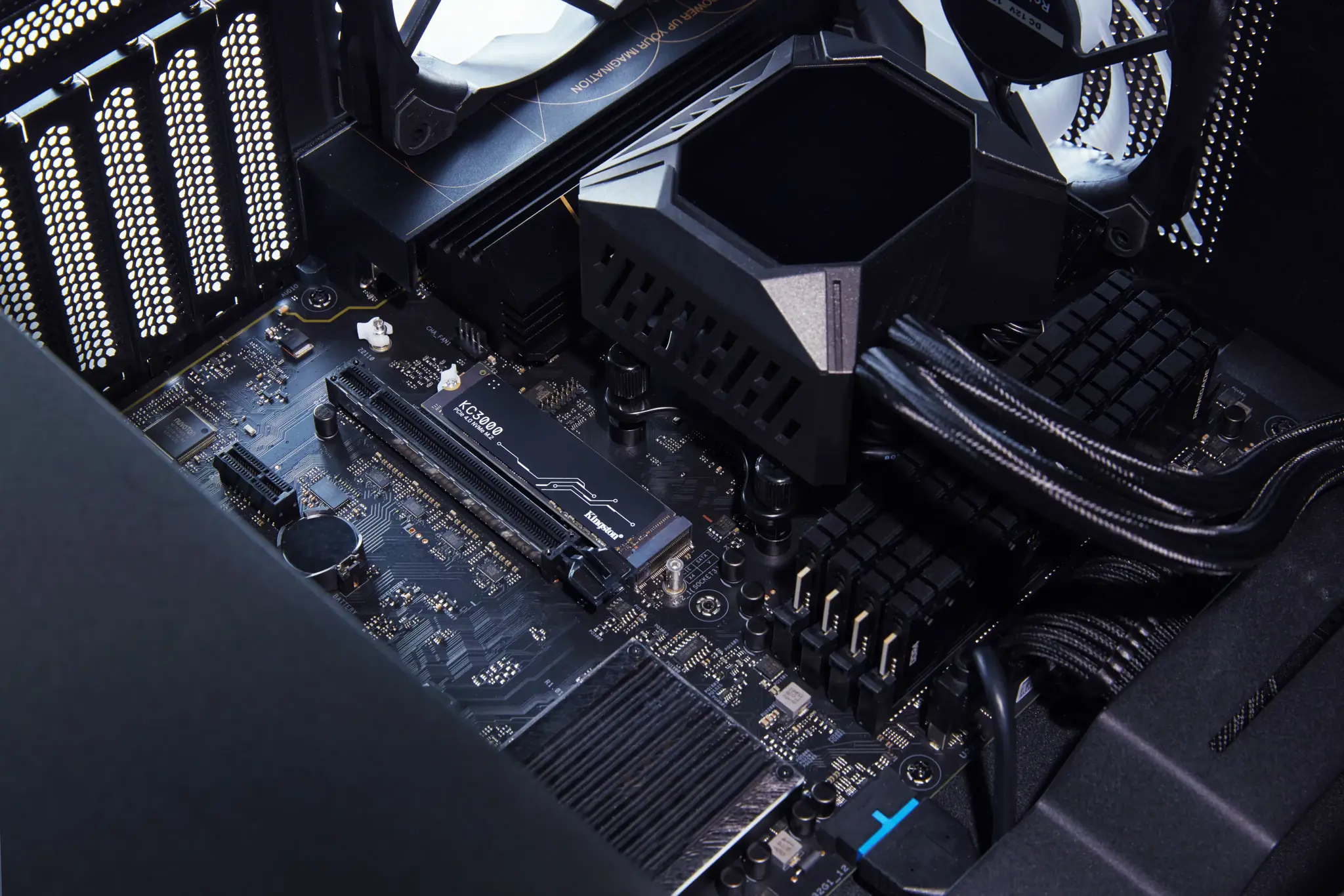 SSD diskas KINGSTON KC3000 4 TB, M.2 2280, PCI Express 4.0 (NVMe)