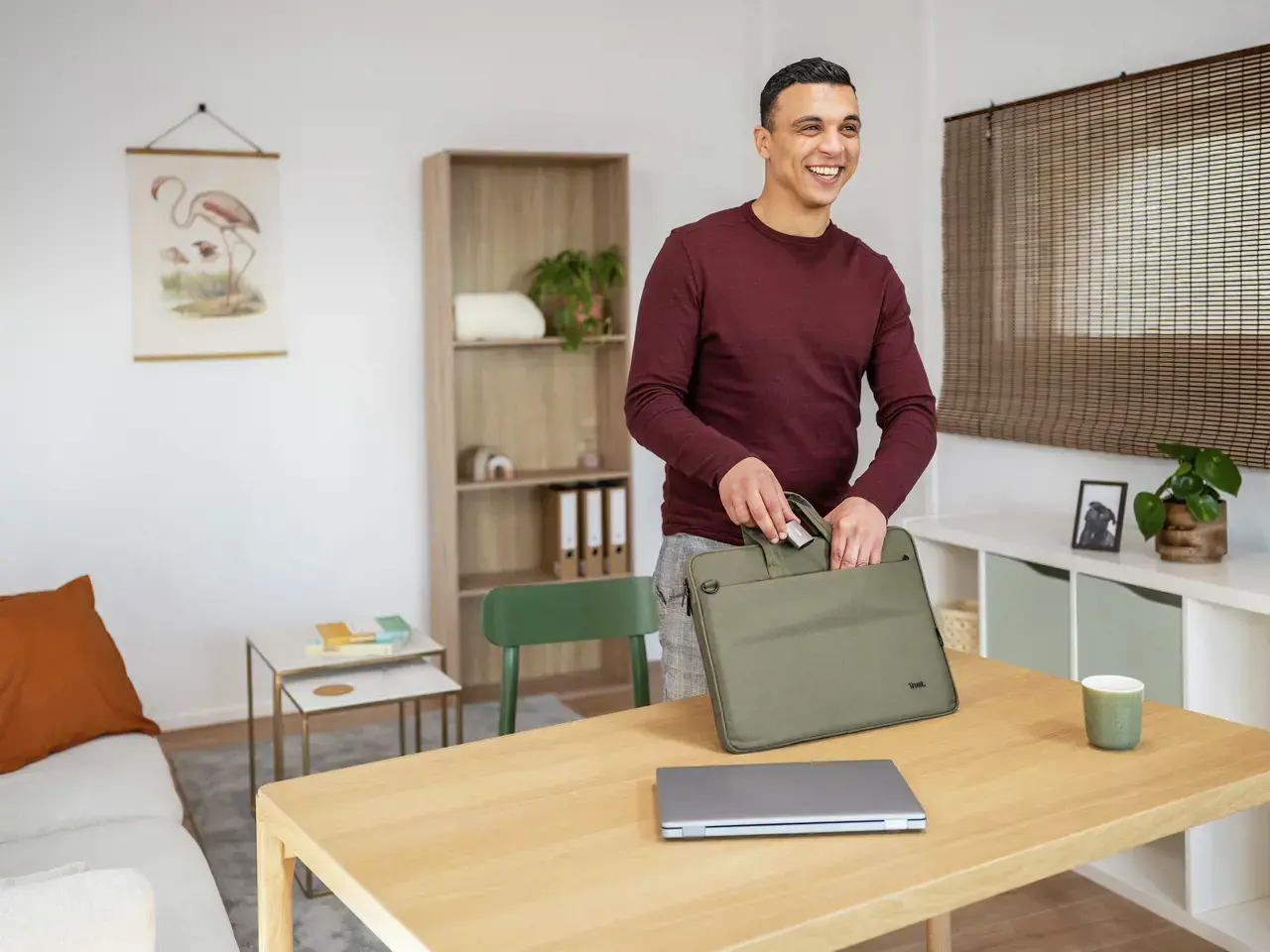 "Trust Dalyx", "MicroSD" (TransFlash), SD, SDHC, SDXC, aliuminis, 140 Mbps, USB 3.2 Gen 1 (3.1 Gen 1), 34 mm, 14 mm