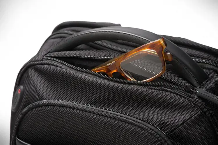 "Kensington Contour™ 2.0" verslo nešiojamojo kompiuterio kuprinė - 15,6", kuprinė, 39,6 cm (15,6"), 1,1 kg