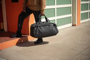 "Peak Design" kelioninė daiktadėžė 65L, juoda