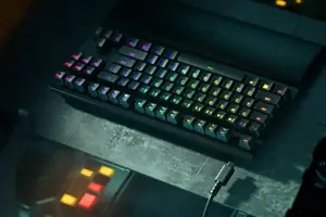 RAZER Huntsman V2 klaviatūra be klavišų, violetinės spalvos jungiklis - JAV išdėstymas