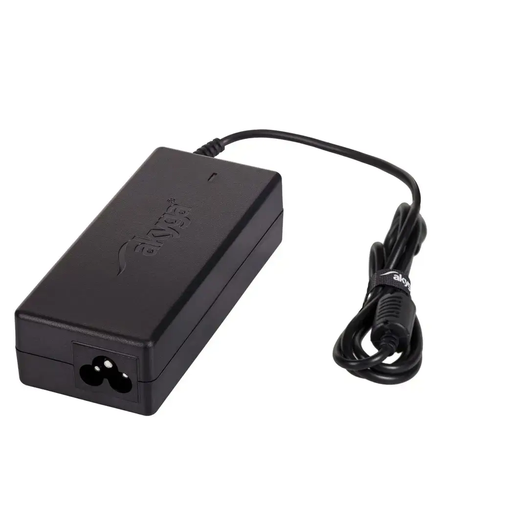 AKYGA AK-ND-27 nešiojamojo kompiuterio maitinimo adapteris AK-ND-27 19V/4.74A 90W 5.5x3.0 mm + kaištis SAMSUNG