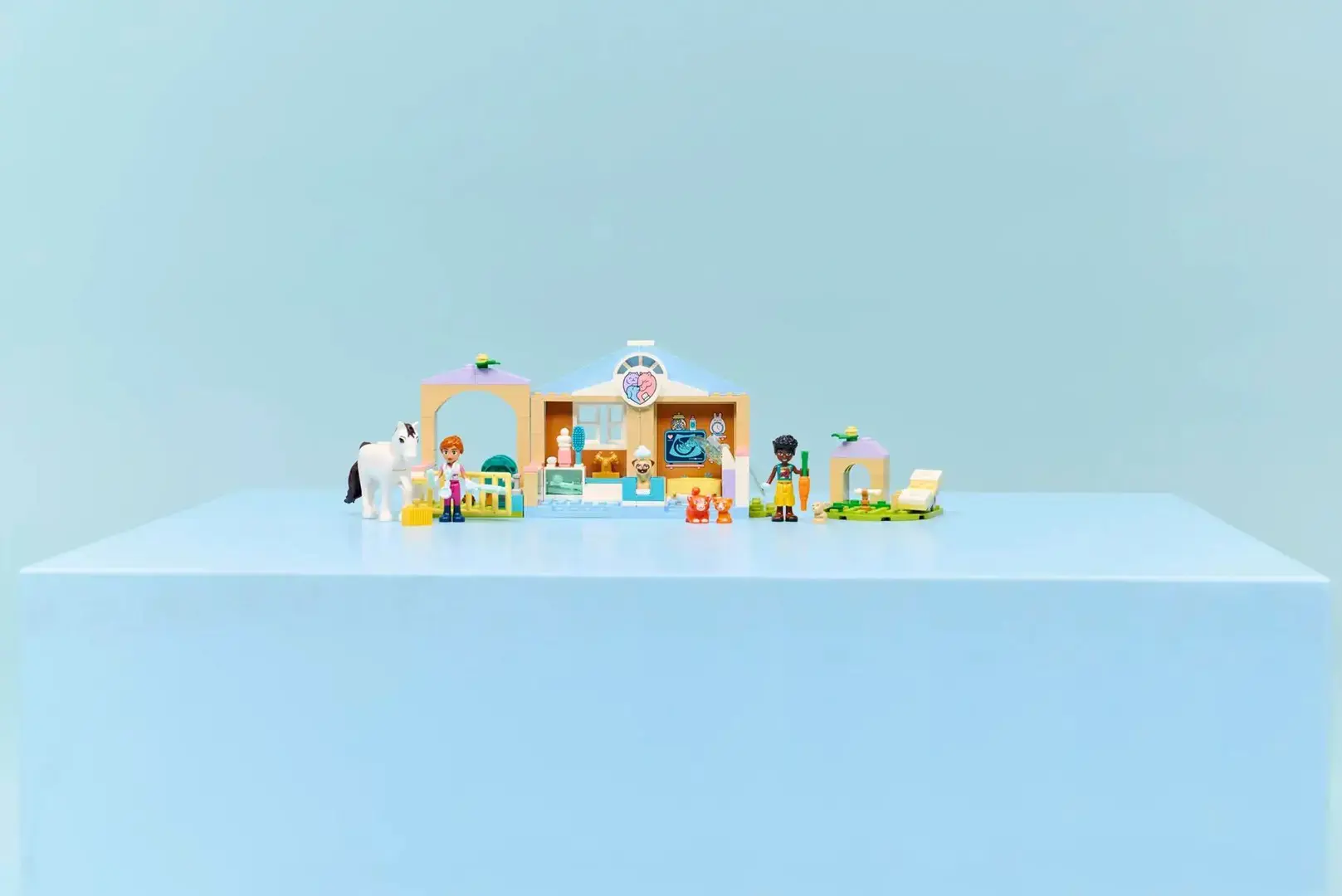 LEGO FRIENDS 42696 Animal Vet Clinic