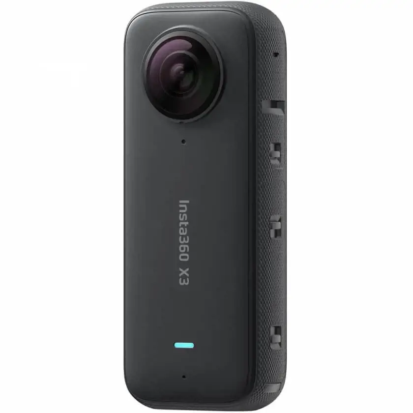 "Insta360 X3