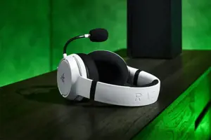 "Razer" žaidimų ausinės "Xbox" "Kaira X On-ear", su mikrofonu, baltos spalvos, laidinės