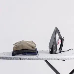 Taurus Geyser Eco Easy 2800 sausas ir garų lygintuvas Keraminė pado plokštė 2800 W Juoda