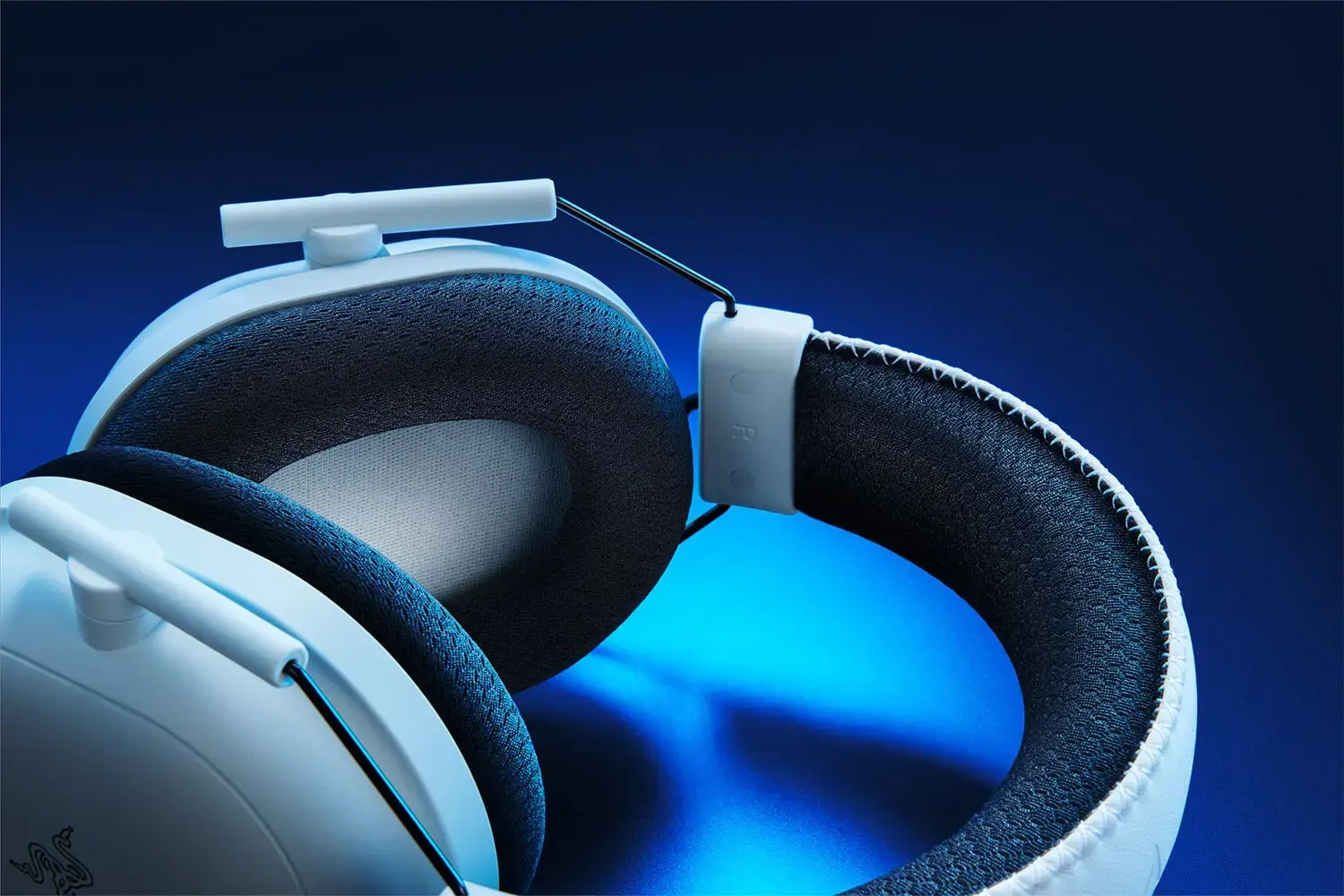 Razer Gaming Headset | BlackShark V2 Pro for PlayStation | Wireless | Over-Ear | Microphone | Noise canceling | White