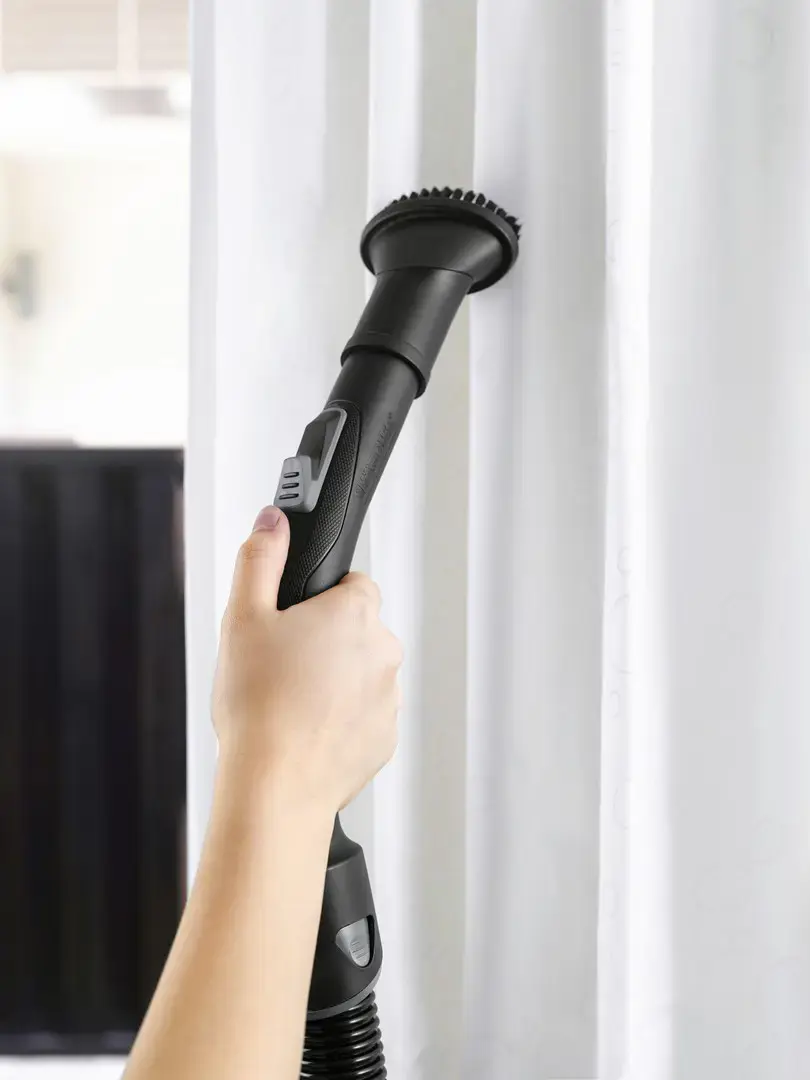 Vacuum cleaner Kärcher VC 3 Plus 0.9 L Cylinder vacuum Dry 700 W Bagless (1.198-060.0)