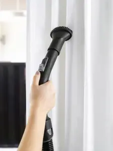 Vacuum cleaner Kärcher VC 3 Plus 0.9 L Cylinder vacuum Dry 700 W Bagless (1.198-060.0)