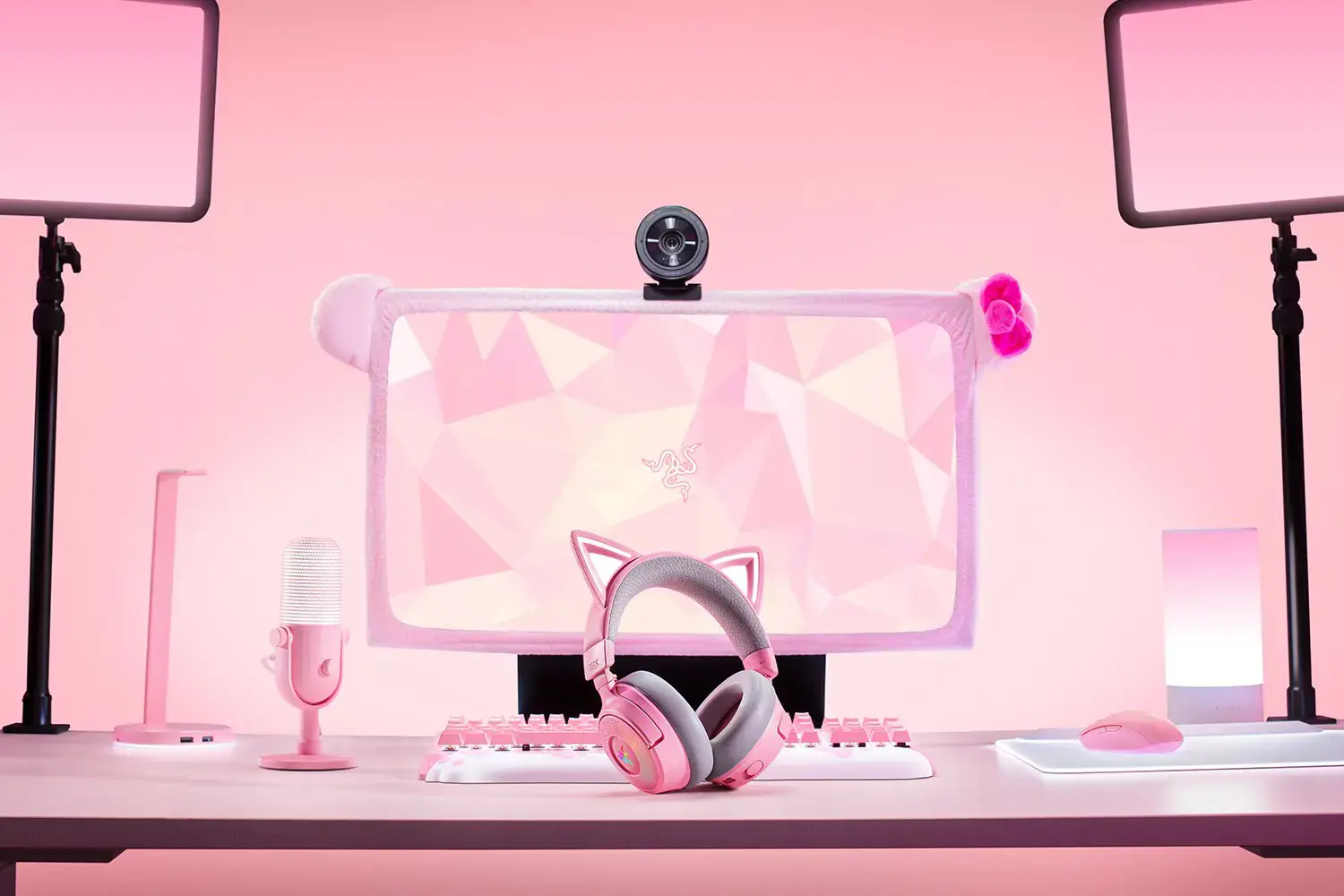 Razer Headset | Kraken Kitty V3 Pro | Wireless/Wired | Over-Ear | Wireless | Quartz