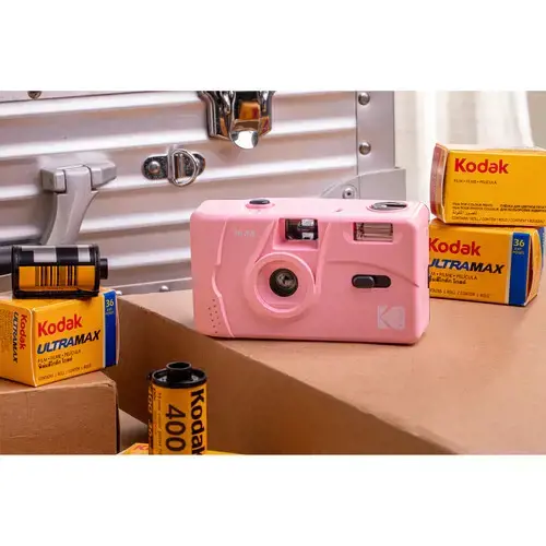 KODAK M35 REUSABLE CAMERA PINK
