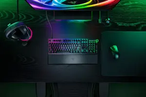 Razer Huntsman V3 Pro 8KHz | Gaming keyboard | Wired | US | Razer Analog Optical Switch Gen-2 | Black