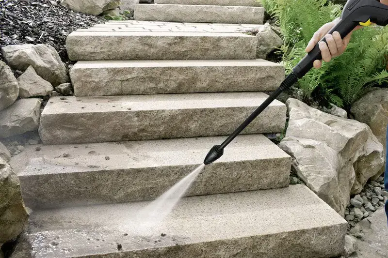 Purkštukinis plovimo įrenginys Kärcher K 3 1600W