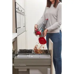 "Black &amp; Decker Dustbuster" juodas, raudonas dulkių siurblys be maišelio