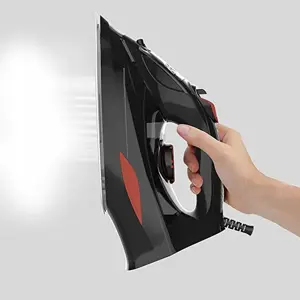 "Black+Decker" BXIR3000E garų lygintuvas (3000 W), juodas