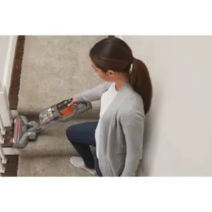 Black & Decker BHFEV182C-QW 18V upright vacuum cleaner