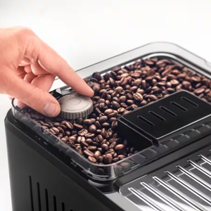 Kavos aparatas DeLonghi ECAM450.65.S, 1,8 litrai, 1450 W, Sidabrinė, Fully-auto