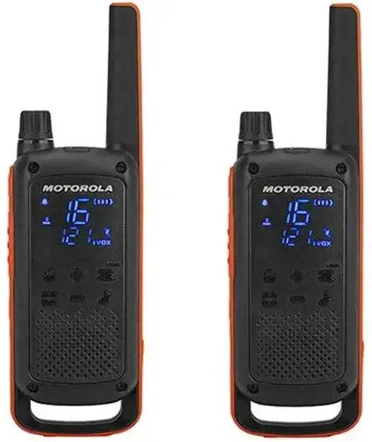 Motorola Talkabout T82 twin-pack + charger