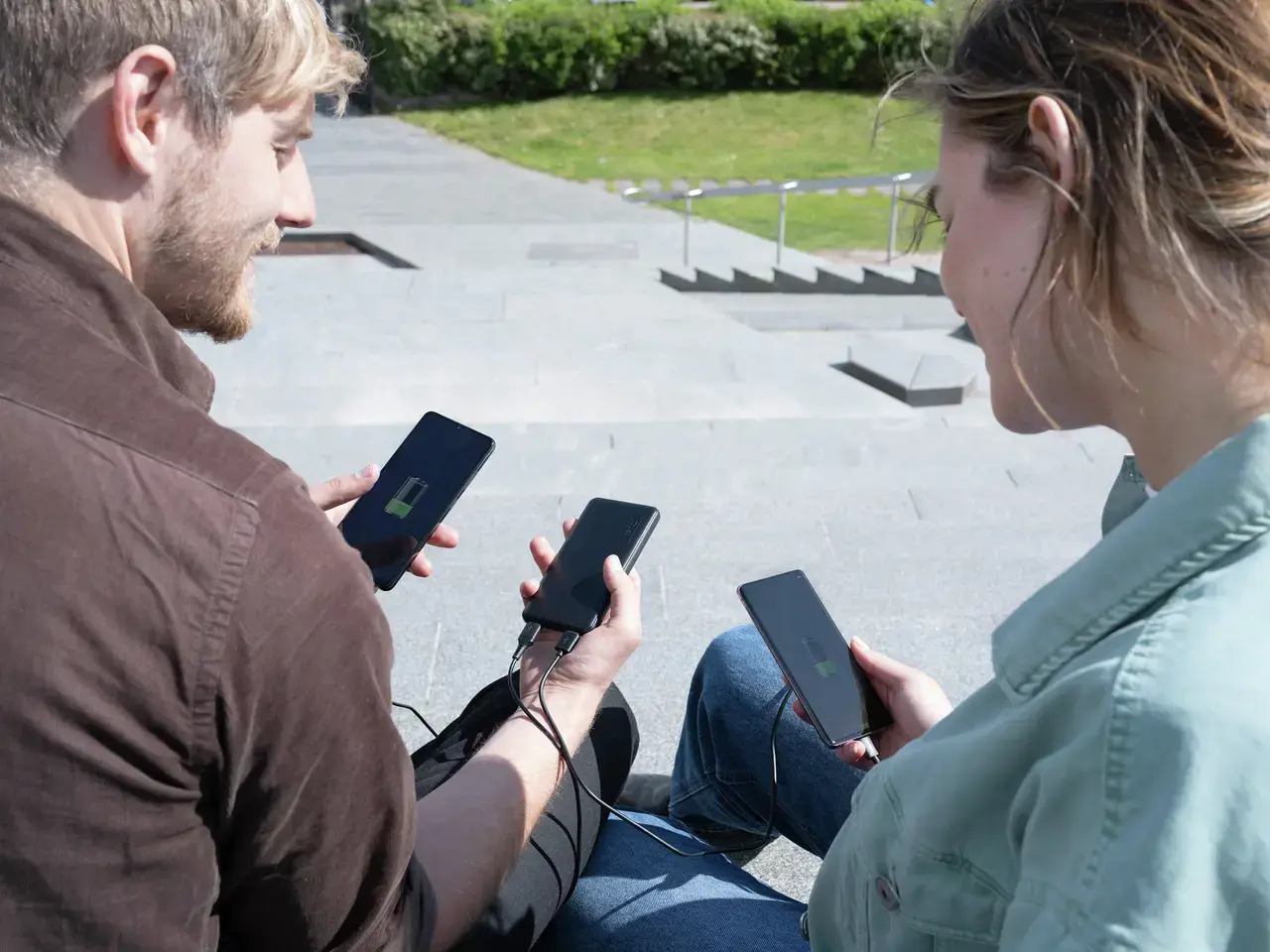 "Trust Primo", 20000 mAh, ličio jonų (Li-Ion), 3,7 V, 15 W, juodas