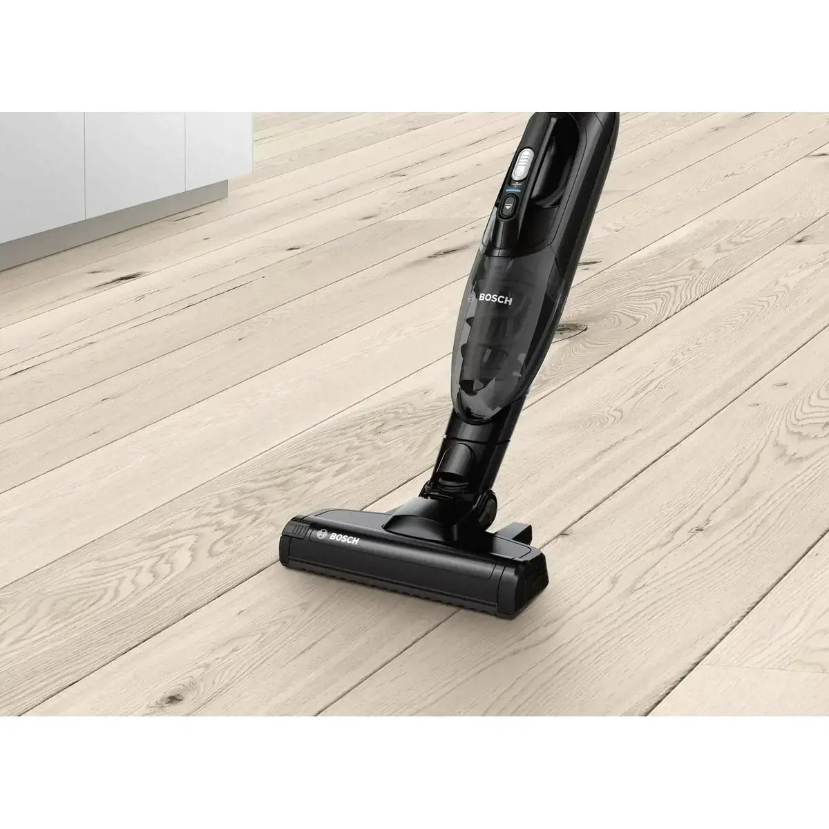 Bosch Serie 2 BCHF216B, Stick vacuum, Bagless, Black, 0.4 L, Dry, Cyclonic