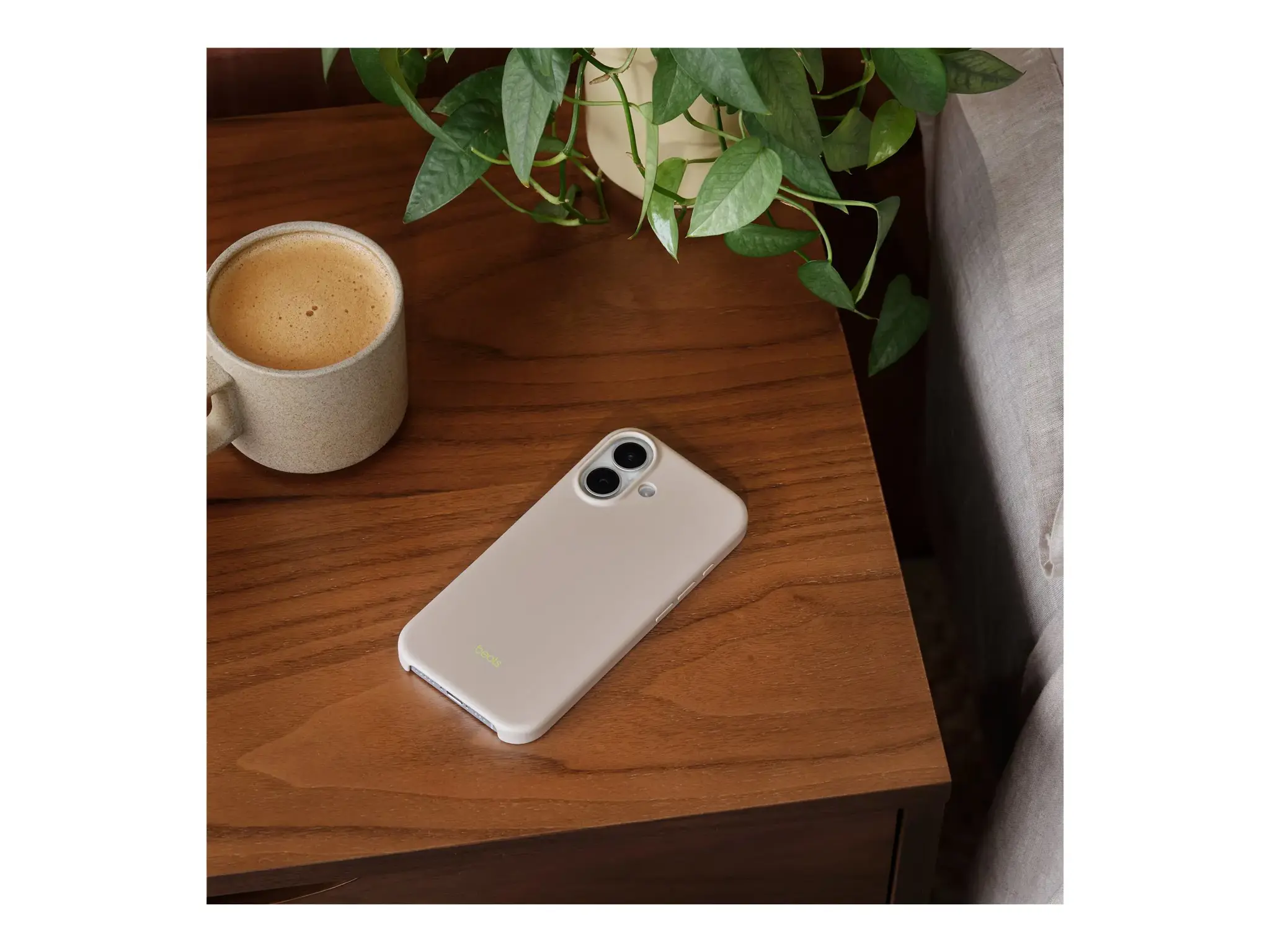 Apple iPhone 17 Case with MagSafe and Camera Control — Lime Stone | Apple