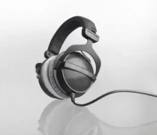 Beyerdynamic DT 770 Pro 80 Ω - closed studio headphones