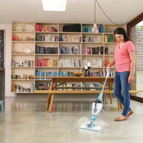"Black & Decker" BHSM1610DSM Nešiojamasis garų valytuvas 0,5 l 1600 W Aqua spalva, baltas