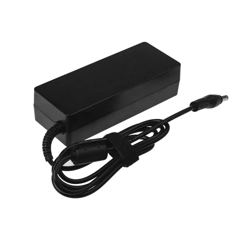 GREENCELL AD27AP Green Cell PRO įkroviklis / kintamosios srovės adapteris, skirtas "Toshiba Asus" 90W 19V 4.74A 5.5mm-2