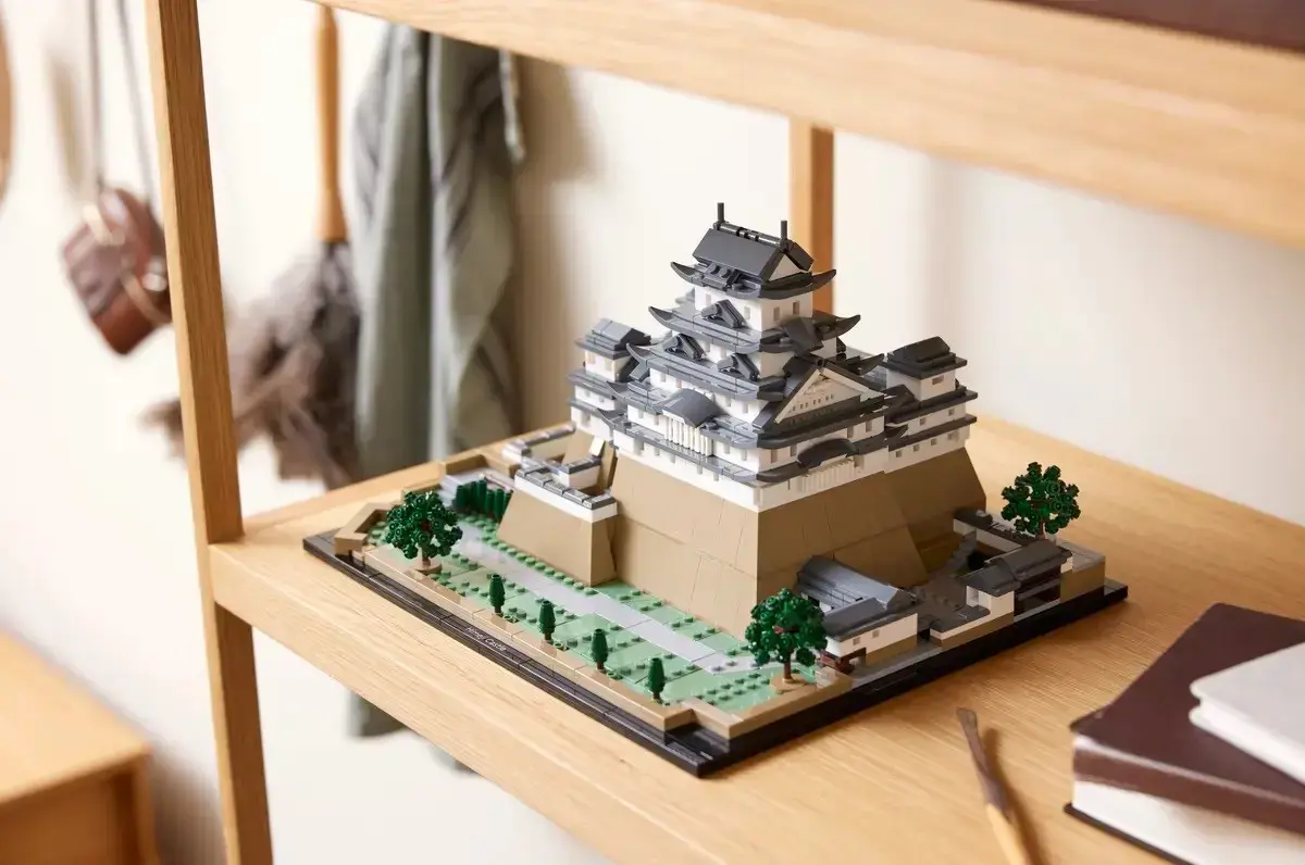 LEGO ARCHITEKTŪRA 21060 HIMEDŽI PILIS