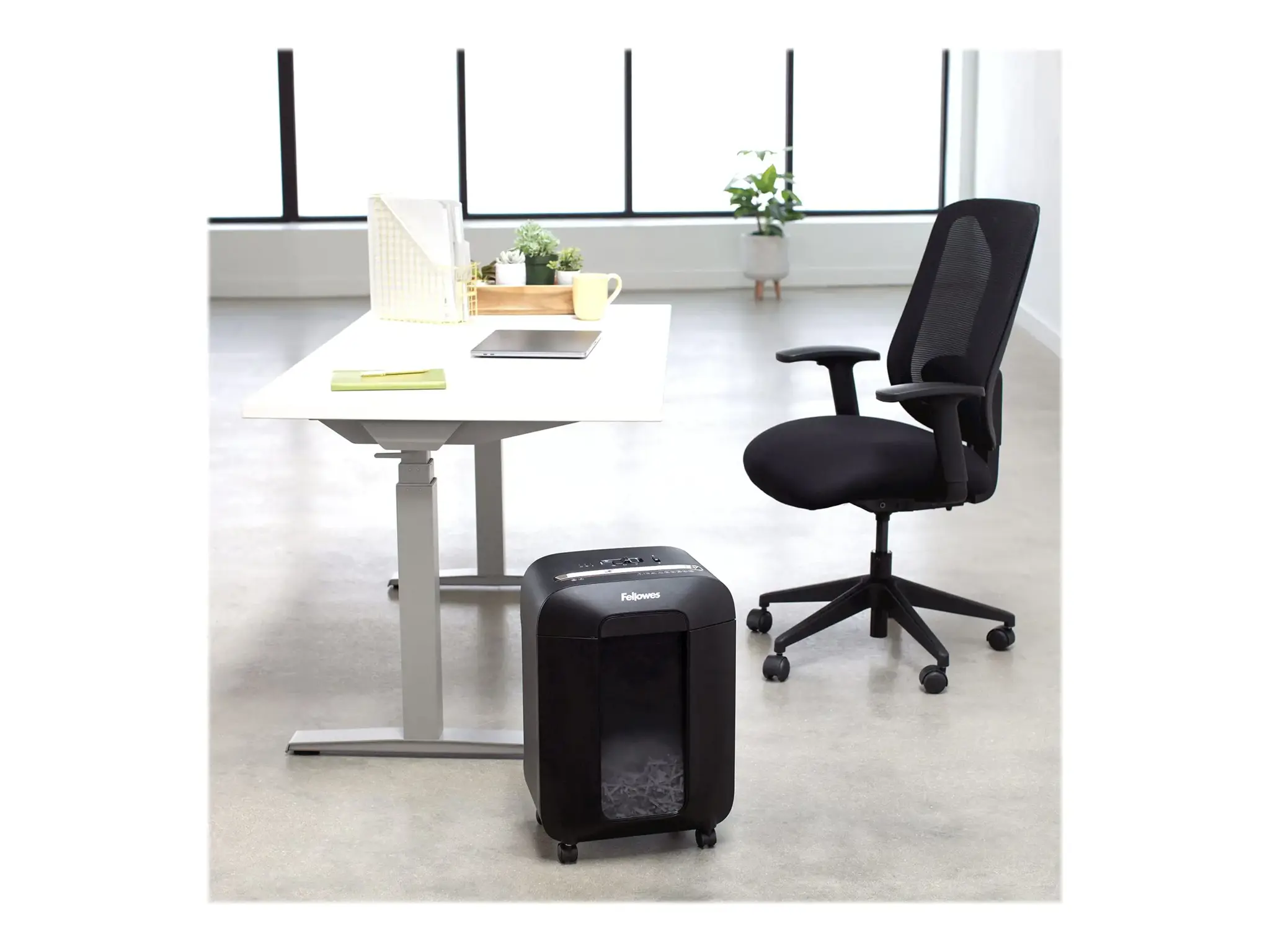 "Fellowes LX85", 22,4 cm, 4 × 40, 19 L, 75 dB, mygtukai, 4 ratukai