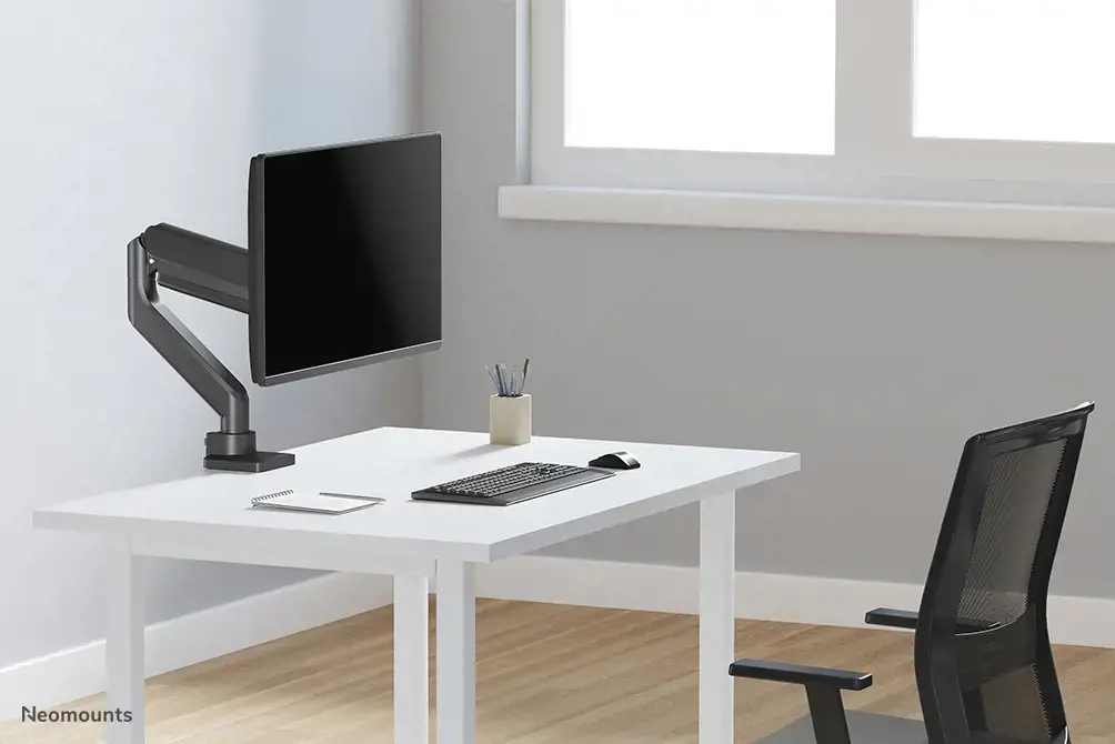 "Neomounts by Newstar" monitoriaus laikiklis ant stalo, tvirtinimas per stalą, 15 kg, 43,2 cm (17"), 106,7 cm (42"), 100 x 100 mm, juodas
