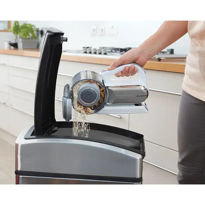 "Black &amp; Decker" PV1820L rankinis dulkių siurblys "Chrome" be maišelio