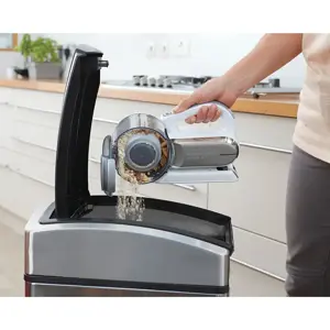 "Black &amp; Decker" PV1820L rankinis dulkių siurblys "Chrome" be maišelio