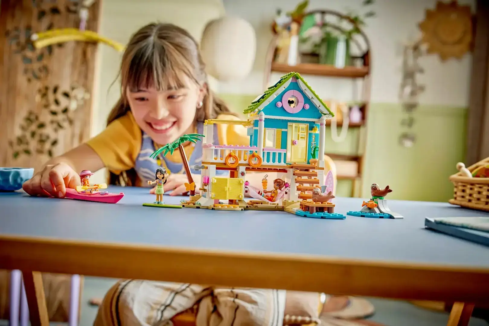 LEGO FRIENDS 42699 Beach House with Seals