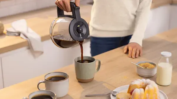 Kavos aparatas BOSCH TKA3M134, 1,25 litrai, 1200 W, Raudona, Manual