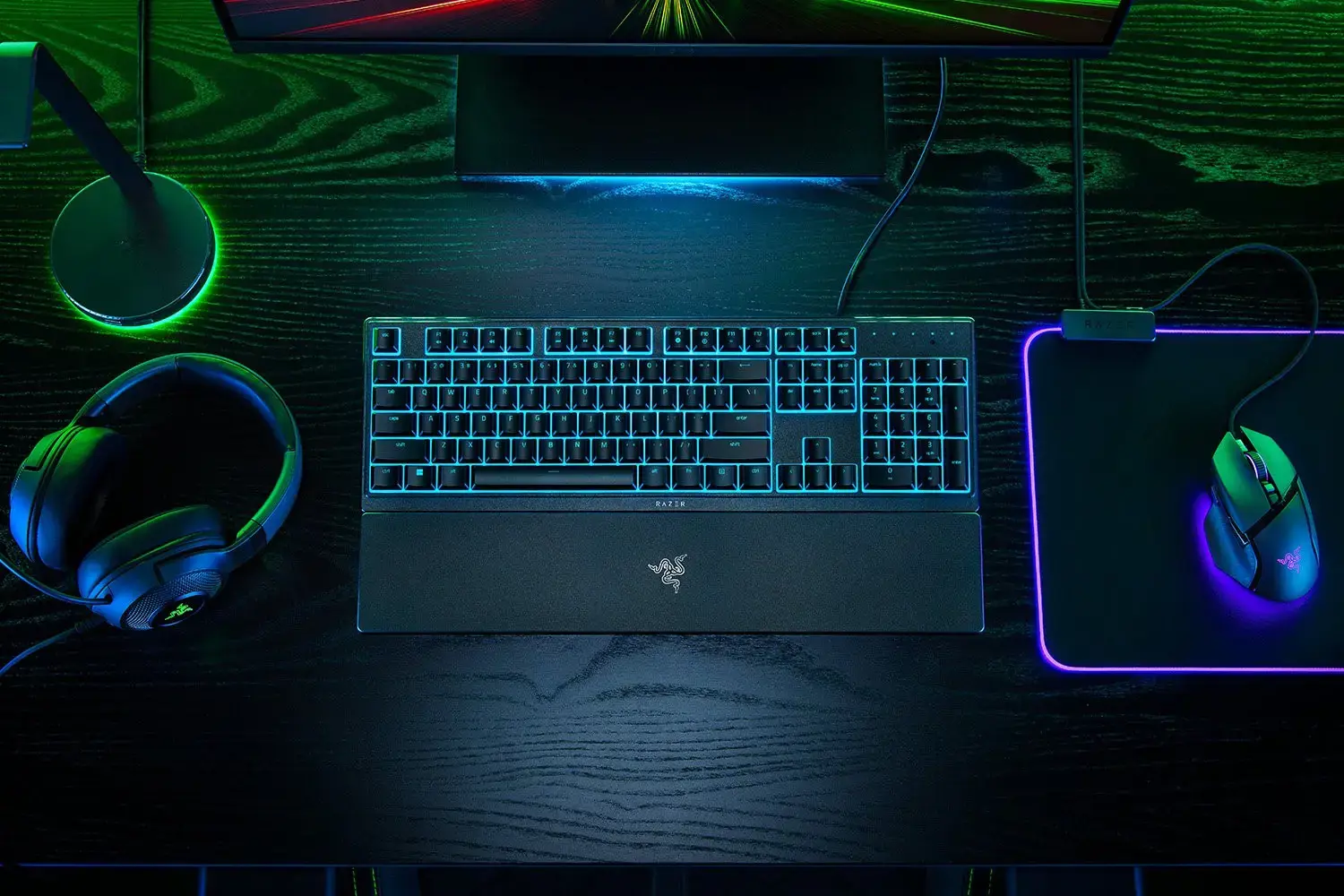 "Razer" žaidimų klaviatūra "Ornata V3 X" RGB LED apšvietimas, NORD, laidinė, juoda, tyli membrana, skaitmeninė klaviatūra