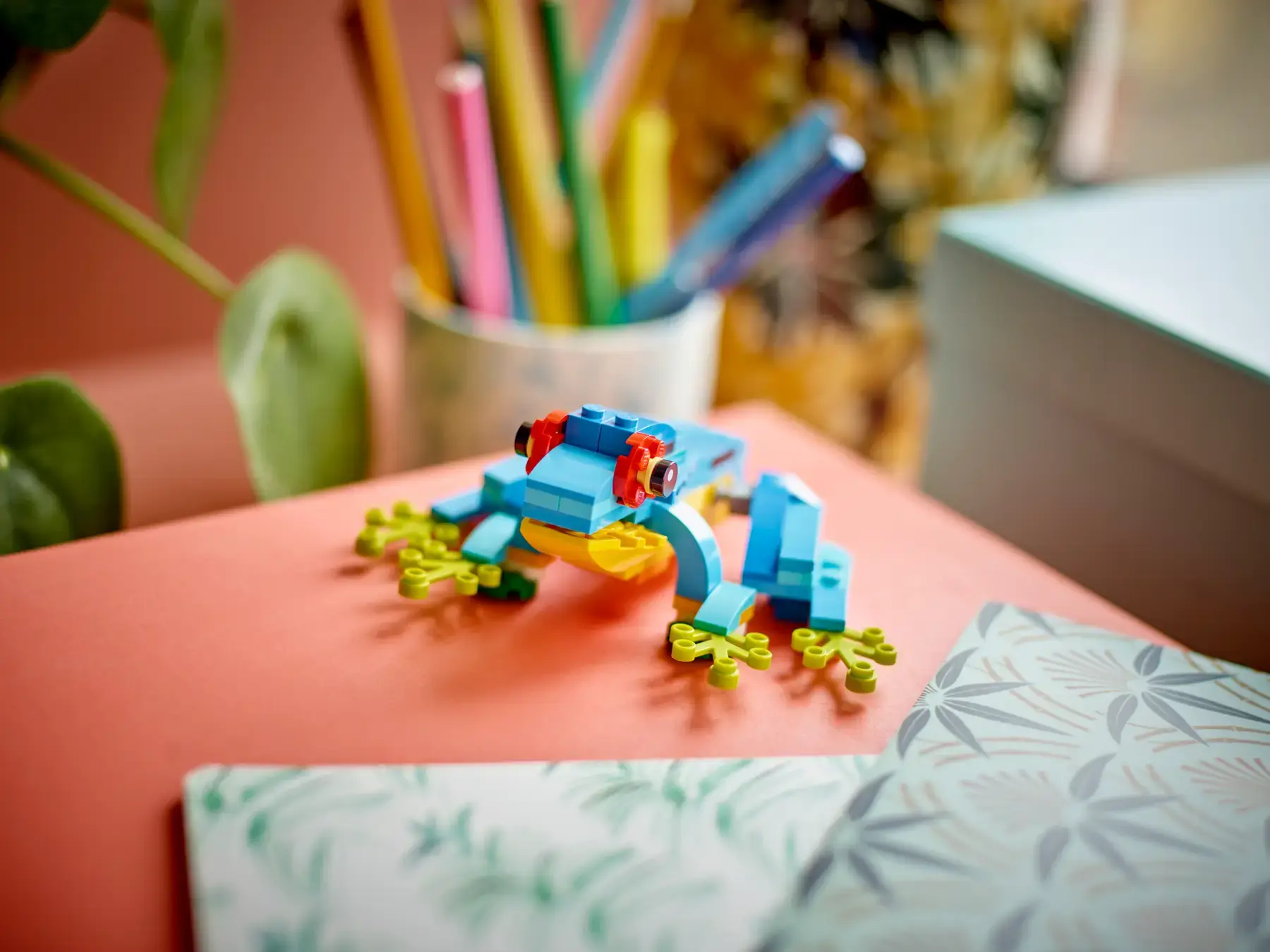 LEGO CREATOR 31136 EGZOTINĖ PAPŪGA