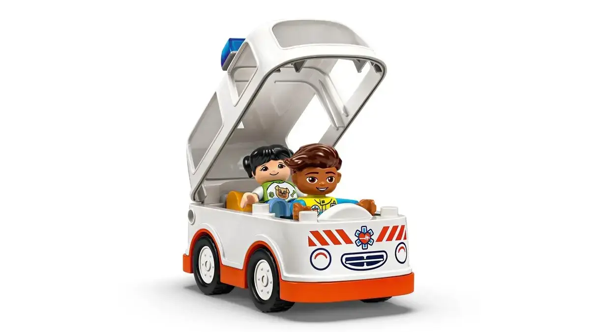 LEGO DUPLO 10447 Ambulance with Driver