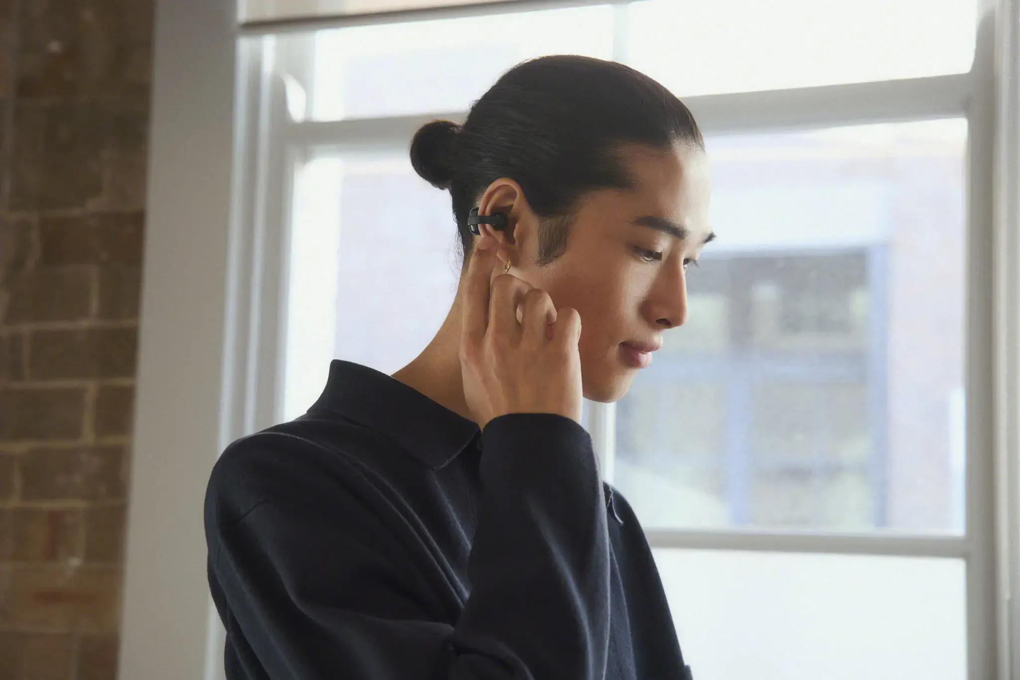 Sony LinkBuds WF-LC900 Clip Open-Ear Headphones,  Black | Sony