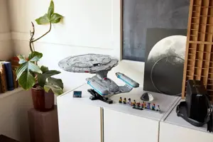 LEGO ICONS 10356 Star Trek: U.S.S. Enterprise NCC-1701-D