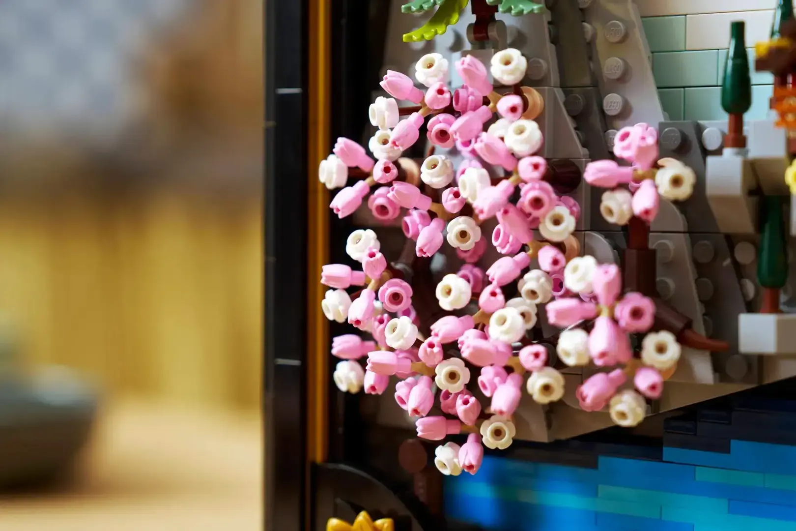 LEGO ART 31218 Japanese Cherry Blossom Landscape