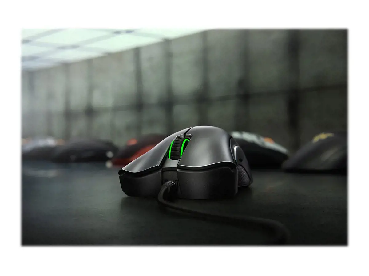 "Razer" žaidimų pelė DeathAdder Essential Ergonominė optinė pelė, balta, laidinė